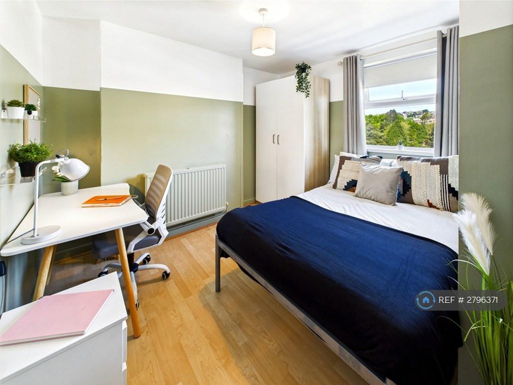 Room 4
