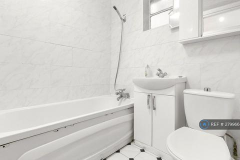 2 bedroom flat to rent, London, London, W2