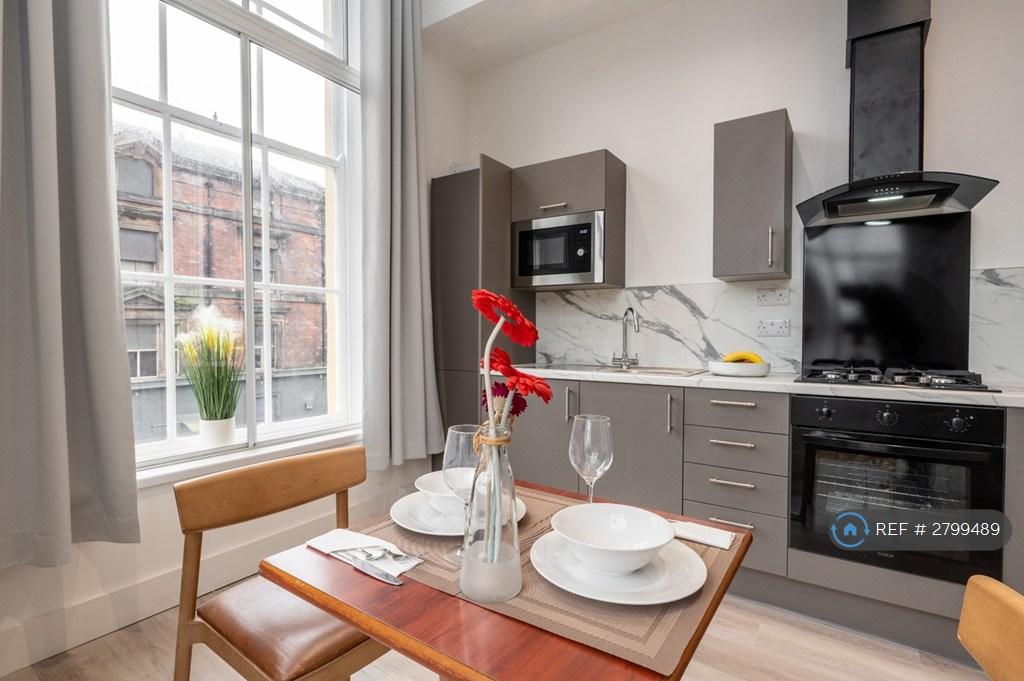 Kitchen-Dining Area