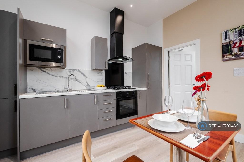 Kitchen-Dining Area