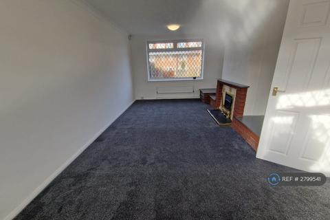 2 bedroom semi-detached house to rent, Rosthwaite Close, Manchester, M24