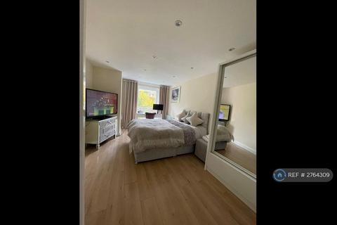undefined, London, Woodside, CR0