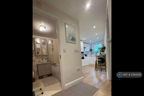 undefined, London, Woodside, CR0