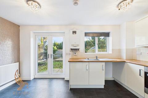 3 bedroom semi-detached house for sale, Oakdale Drive, South Elmsall WF9