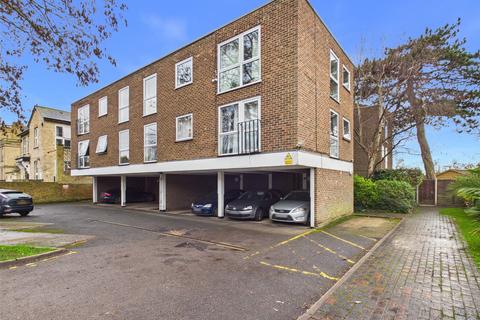 undefined, Uxbridge Road, Hampton Hill