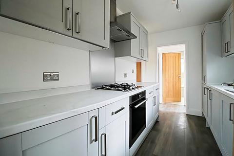 1 bedroom bungalow for sale, Temptin Avenue, Canvey Island