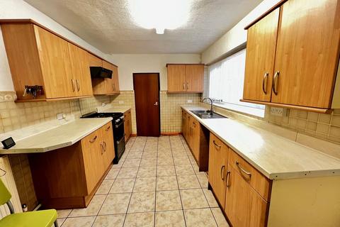3 bedroom semi-detached house for sale, Bersham Road, Wrexham