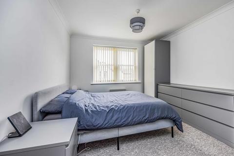 2 bedroom flat for sale, High Street, Emsworth