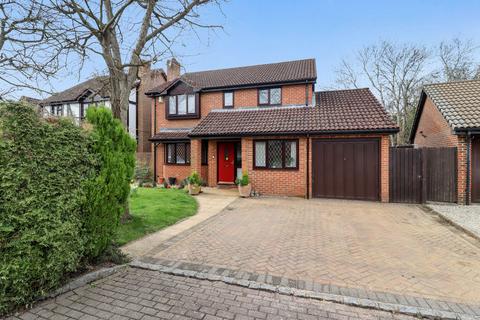 5 bedroom detached house for sale - Bishops Grove, Windlesham GU20