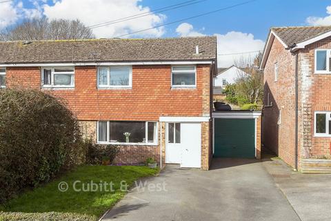 3 bedroom semi-detached house for sale, New Road, Uckfield TN22
