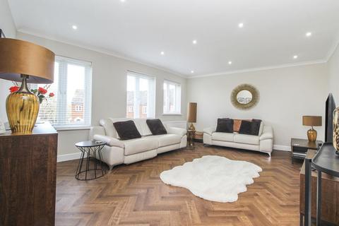 3 bedroom apartment for sale, Duckmill Lane, Bedford MK42