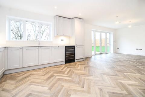 undefined, Blackberry Close, Bedford MK44