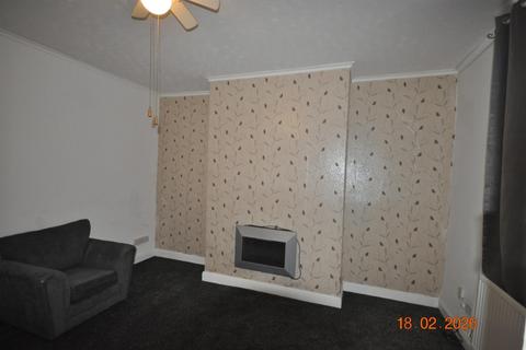2 bedroom terraced house to rent, Waverley Street, Oldham OL1