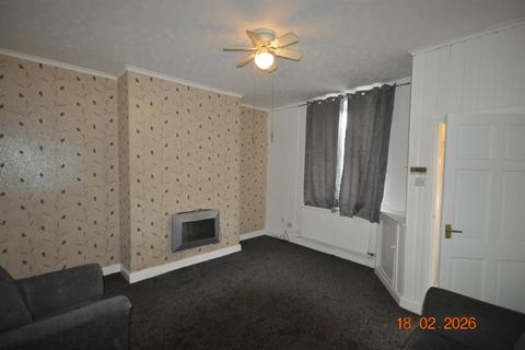 2 bedroom terraced house to rent, Waverley Street, Oldham OL1