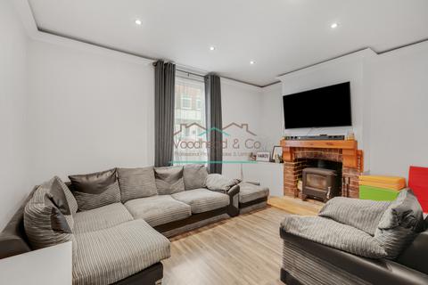 3 bedroom terraced house for sale, Harborough Road, Rushden, NN10 0LP