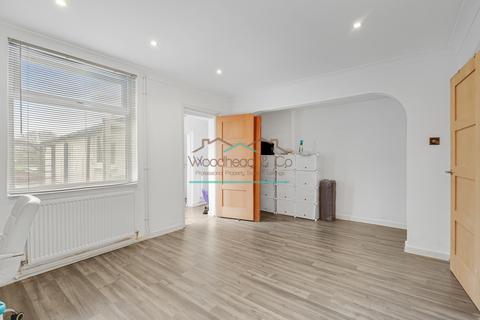 3 bedroom terraced house for sale, Harborough Road, Rushden, NN10 0LP