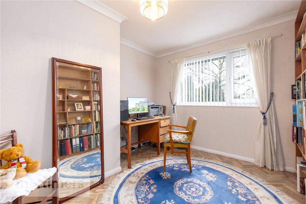 Office/Bedroom 4