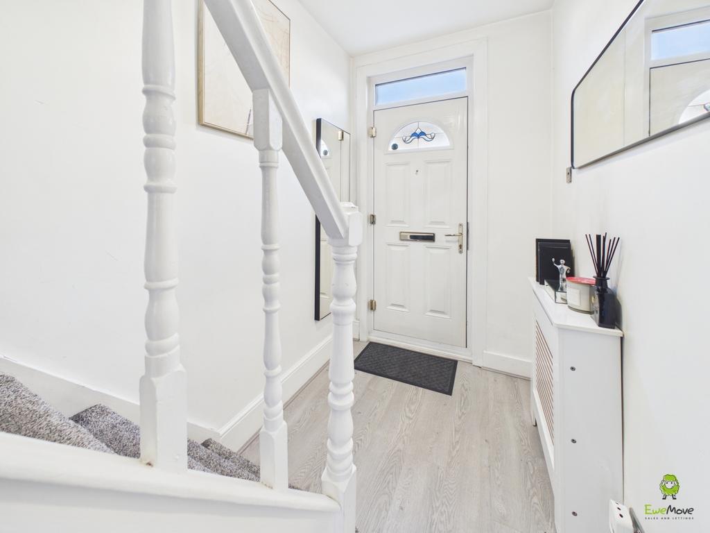 Presented by Robert at Ewe Move Bexleyheath and Dar