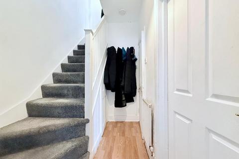 3 bedroom terraced house for sale, Fitzneal Street, East Acton, London, W12 0BA