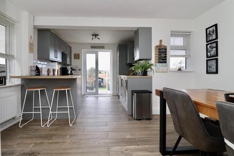 3 bedroom semi-detached house for sale, Listways Cottages, Aylesham, Canterbury, Kent, CT3 3HR