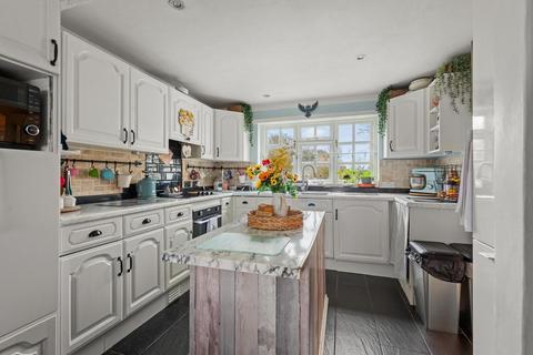 3 bedroom detached house for sale, Park Lane, Leverington, Wisbech, Cambridgeshire, PE13 5EJ