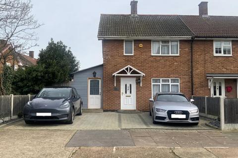 2 bedroom end of terrace house for sale, South Hornchurch RM13