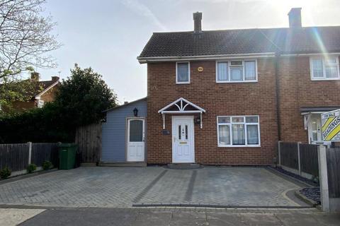 South Hornchurch RM13