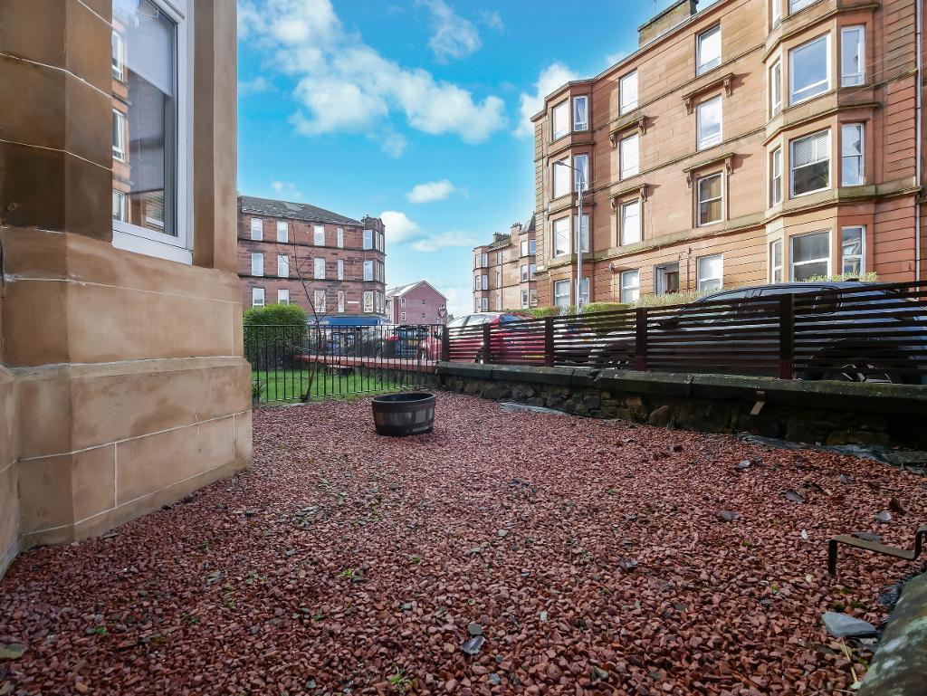 Private Front Garden