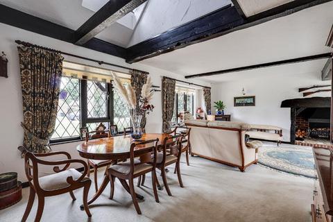 3 bedroom detached house for sale, Tydcombe Road, Warlingham, CR6 9LU