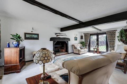 3 bedroom detached house for sale, Tydcombe Road, Warlingham, CR6 9LU