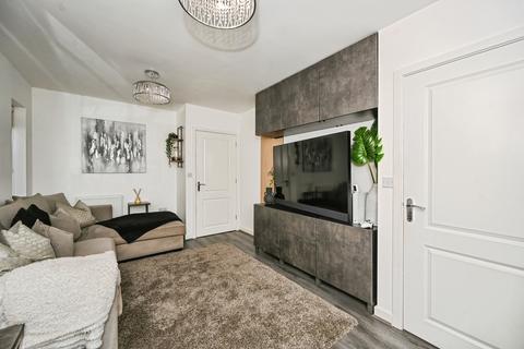 3 bedroom semi-detached house for sale, Vines Cross Way, Skelmersdale, WN8