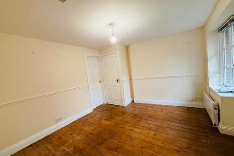 1 bedroom house to rent, Upton Park, Slough, Buckinghamshire, SL1 2DA