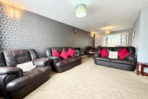 4 bedroom semi-detached house for sale, Uplands, Sundon Park, Luton, Bedfordshire, LU3 3HG