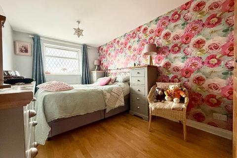 undefined, Bembridge Gardens, Bramingham, Luton, Bedfordshire, LU3 3SJ