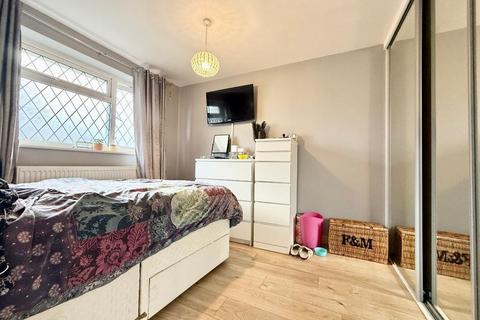 undefined, Bembridge Gardens, Bramingham, Luton, Bedfordshire, LU3 3SJ