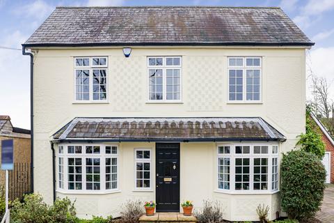 5 bedroom detached house for sale, St John's Avenue, Old Harlow, CM17