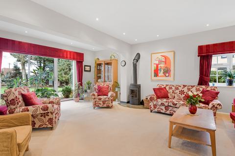 5 bedroom detached house for sale, St John's Avenue, Old Harlow, CM17
