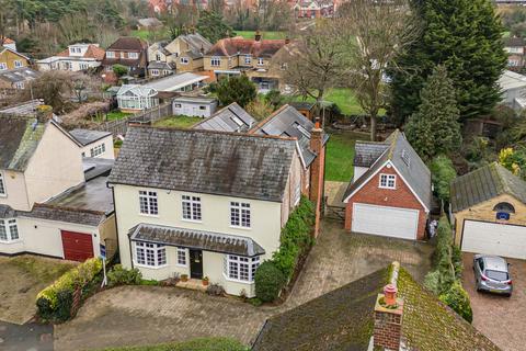 5 bedroom detached house for sale, St John's Avenue, Old Harlow, CM17