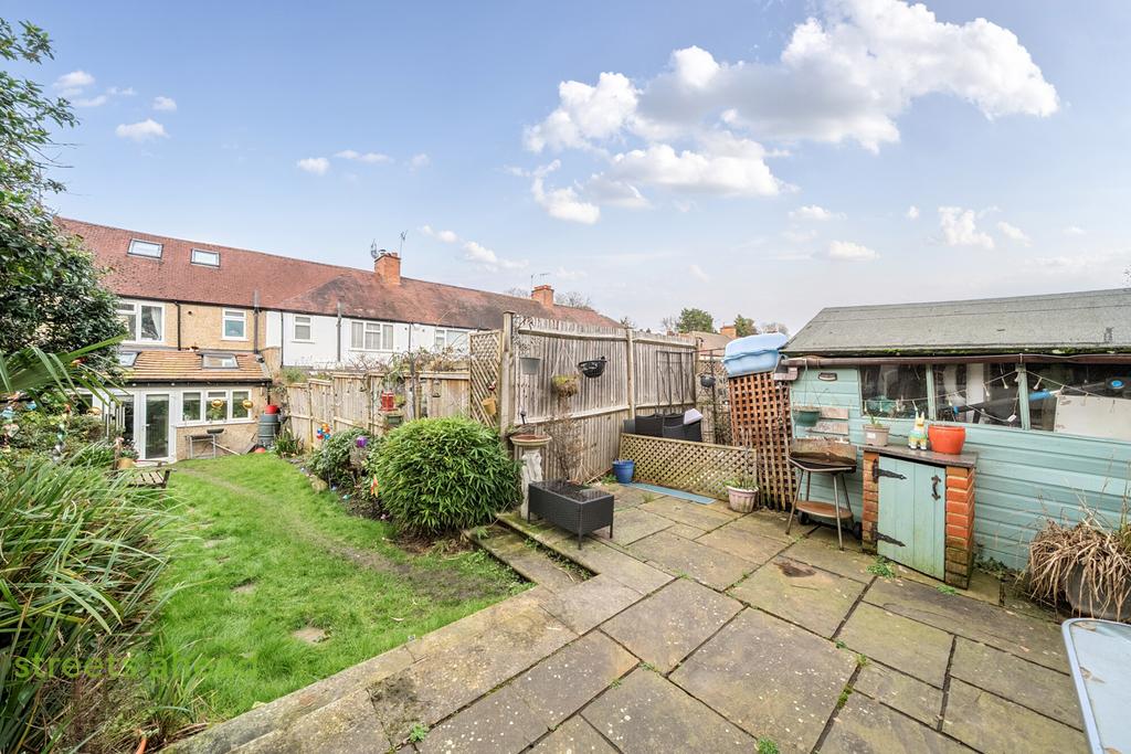 F46394f2-b1e8-4c8...