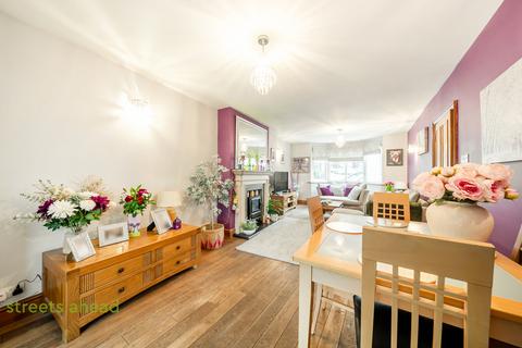 undefined, Chipstead Valley Road, Coulsdon, CR5