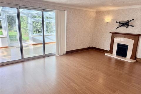 4 bedroom detached house for sale, The Glen, Worthing, West Sussex, BN13 2AD