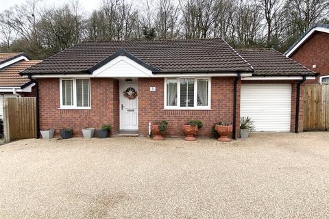 2 bedroom bungalow for sale, Ellwand Court, Dawley, Telford, Shropshire, TF4