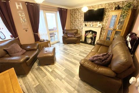 2 bedroom bungalow for sale, Ellwand Court, Dawley, Telford, Shropshire, TF4