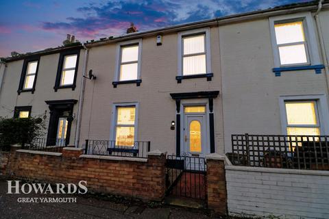 3 bedroom terraced house for sale, Nelson Road North, Great Yarmouth