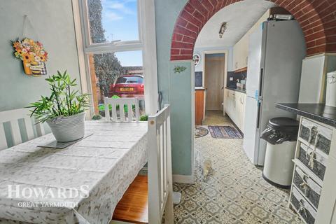 3 bedroom terraced house for sale, Nelson Road North, Great Yarmouth