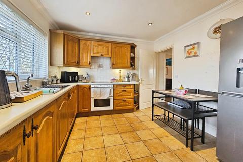 3 bedroom bungalow for sale, Tudor Green, Jaywick, Clacton-on-Sea