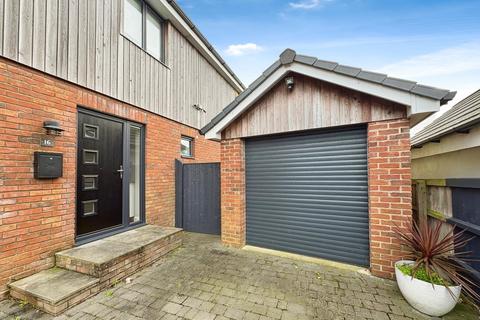 4 bedroom detached house for sale, Grace Woodford Drive, East Cowes, Isle of Wight