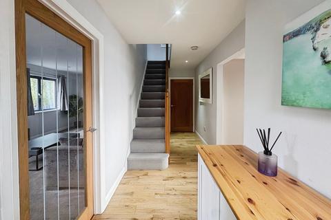 4 bedroom detached house for sale, Grace Woodford Drive, East Cowes, Isle of Wight