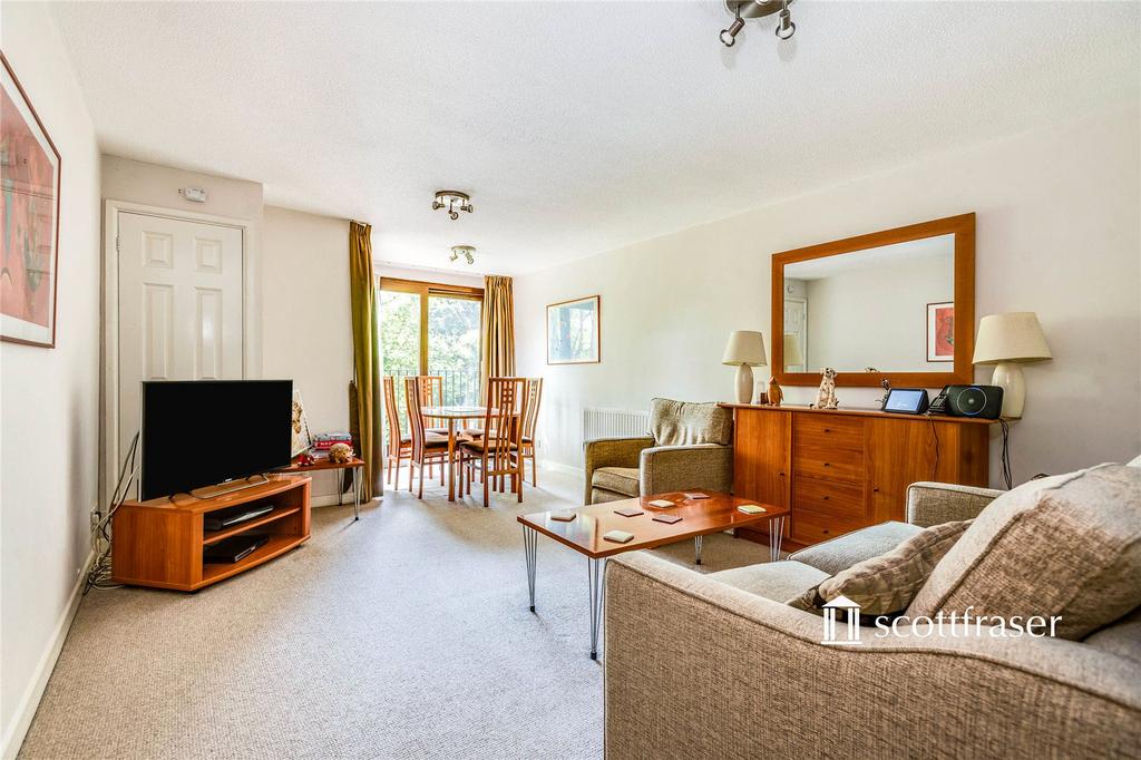 Sitting/Dining Room