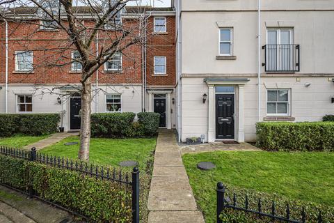 undefined, Thorpe Hall Avenue, Southend-on-sea, SS1